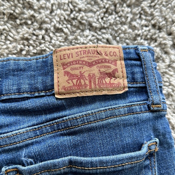 LEVIS 711 Skinny Jeans - Picture 3 of 5
